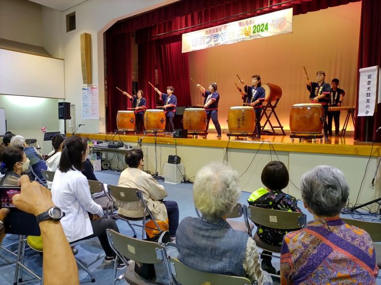 岩倉太鼓友の会の演奏